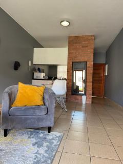 2 bed room apartment in the heart of midrand - 8