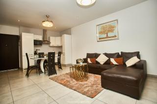 Pool View One-Bed Apt at The Signature East Legon, Accra - Bailey PrimeStay - 6