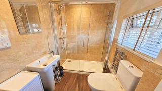 Dove Cott Sleeps 4 Central Location - 1