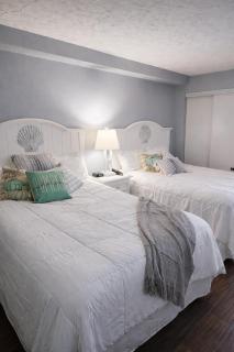 Heated Pools, Heated lazy river, 3 hot tubs-Privately owned Oceanfront renovated condo on 12th floor - 3