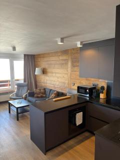 Fully Renovated 55m2 Apartment in Val Claret - 3