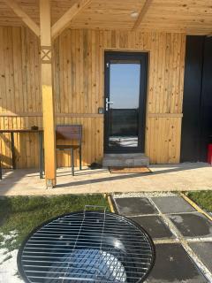 MR Tiny House - Private Parking - 4