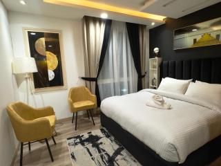 LMY Residency - Aurum Prestige Apartments Gulberg Lahore - 0