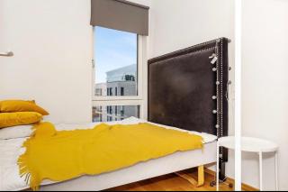 High-Rise Fjord & City View Family and Group - 8