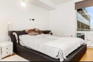 High-Rise Fjord & City View Family and Group - 7