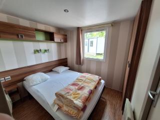 Mobilhome au bord du lac avec piscine - 8