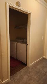 New Look! Book Friday & Saturday get Sunday Free Ready for Work or Play "Sleeps 4" - 5