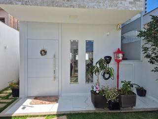 Duplex 2Qts com ar suíte e quintal Prox a praia - 8