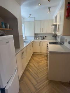 2 Bed Apartment Sutton Coldfield - 5