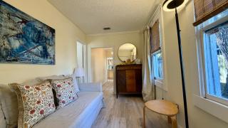 The Coconut Grove Hideaway - 9