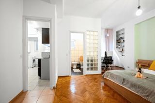 Stepup Apartment, Downtown Bucharest, City Center, Urban View - 1
