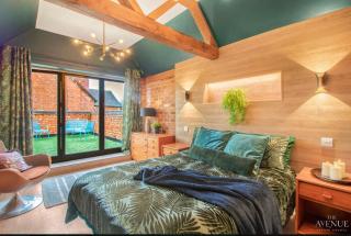 Salubrious Area, NEC,BELFRY, BIRMINGHAM, RESORTS WORLD, DRAYTON MANOR - 6