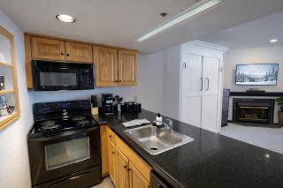 165 Ski-In Ski-Out Studio at Park City Mountain Resort, Pool, Hottub, Gym, studio - 5