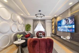 The Grand Haven: Premium 3-Bedroom in Ikeja GRA - 0