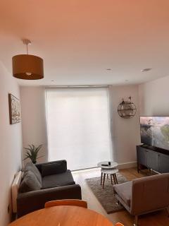 Cozy one bedroom with a Big Balcony and parking - 3