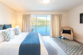 Alpine Village - Lake Edge Studio Apartment - 5