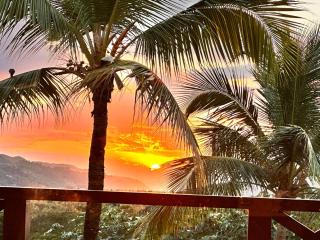 Private Rooftop Penthouse Near Coson Beach Jacuzzi and BBQ - 4