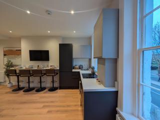Luxury 2 bedroom Stay near Central London - 1