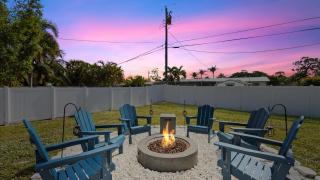 Gem of Jensen Beach - 4