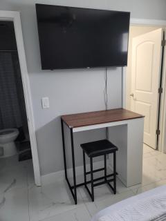 Frankely Private Studio in Tampa - 2