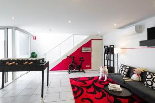 Comfortable Loft Living in Footscray - 2