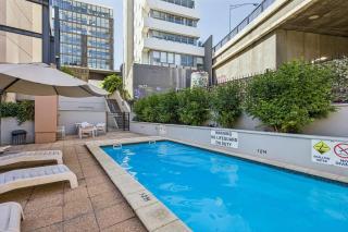 Simple City Accommodation Near CBD - 8