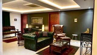 GoldCrest Mall Prestigious Suites with Balcony by SIGNATURE ONE in DHA Lahore - 7