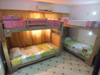 Casa para carnavales 44 personas 44 camas, habitaciones con AIRE y baño privado - 3