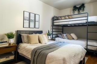 Midtown West Suites by Times Square - 4