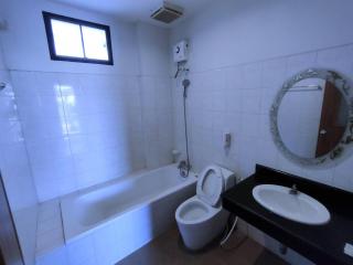 โรงแรมแฮปปี้ สามชุก Happy Motel samchuk - Sam Chuk - 5
