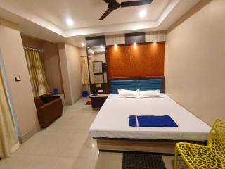 Hotel O International Kalpana Alay - 2