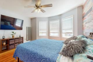 Hidden Gem in Newark - 5