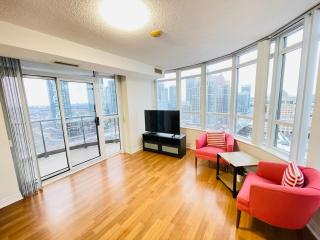 2 Bedroom Luxury Suite Across Square One - 0