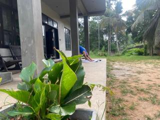 CASORA - Hiriketiya - 9