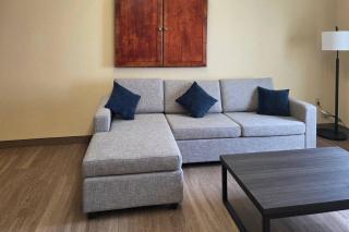 Quality Inn & Suites Bellville - Mansfield - 3