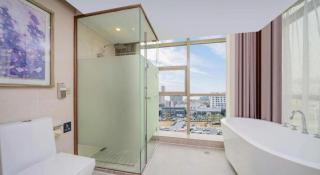 Lavande Hotels Guangzhou Baiyun Avenue North Metro Station - 4