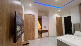Mauxworth Homes and Apartments - 1