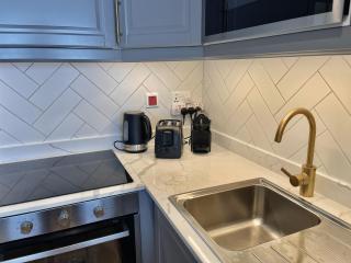 Spacious Jlt High Floor Studio Wstunning Views - 3