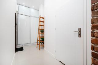 Łódź Downtown Apartment with Mezzanine by BookingHost - 1