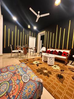 Aadhya Home Stay - 2