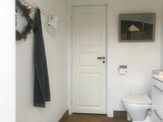 Guest House By Lake - 2