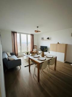 Appartement lumineux et calme Plage et commerces - 8