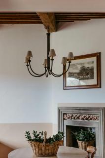 Romantic Retreat In The Woods Of Magona - 1