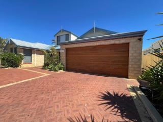 Wannanup Retreat - Spacious Home - Sleeps Up to 8 - Pet Friendly - 5