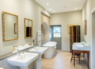 Luxury Rural Steading - 8