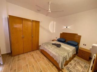 Anubis Guest House - 1