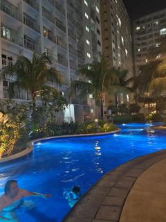 2 ROOMS 1 UNIT by Metro Staycation - 7