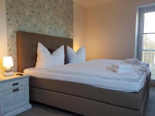 Bernstein Mare Rose Apartment 5 - 5