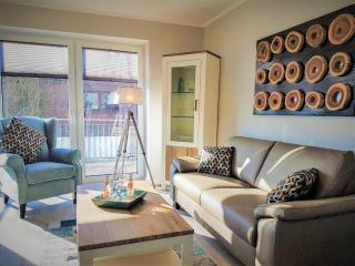 Bernstein Mare Rose Apartment 8 - 8