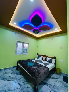 Hampi Little Home stay - 0